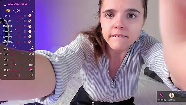 Ema X Love online show from November 15, 2025, 7:43 pm