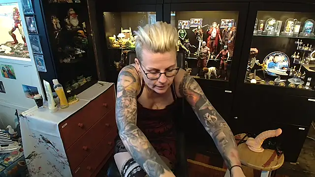 Snapshot of MaryG chatting on January 23, 2025, 10:01 am MaryG online show from January 23, 2025, 10:01 am