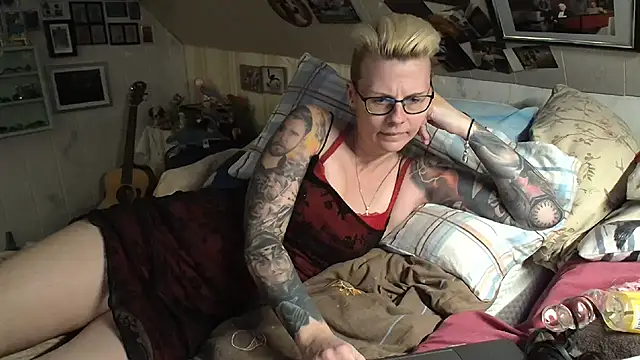 Snapshot of MaryG chatting on January 30, 2025, 5:06 pm MaryG online show from January 30, 2025, 5:06 pm