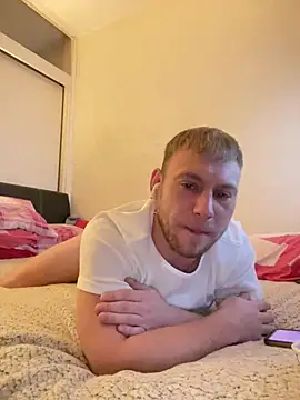 Weestud94 online show from January 19, 2025, 10:28 pm