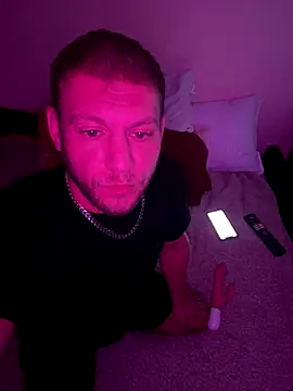 Weestud94 online show from September 18, 2025, 7:32 am