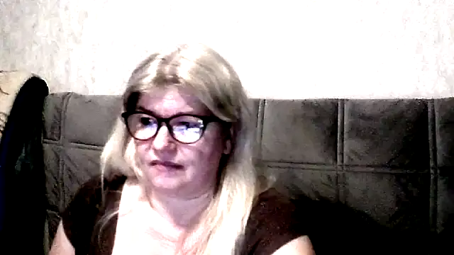 Diana 49 online show from February 19, 2026, 9:22 pm