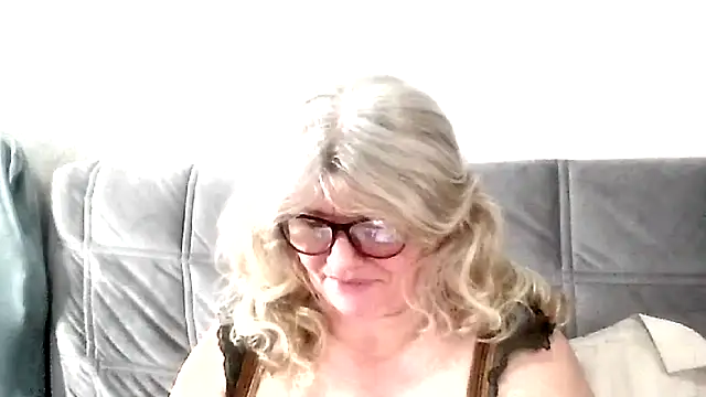 Diana 49 online show from March 30, 2026, 1:45 pm