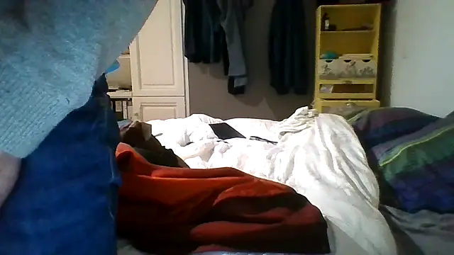 MmaxX004 online show from February 22, 2025, 4:18 am