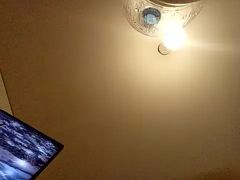 piiruwx online show from March 15, 2026, 3:51 pm