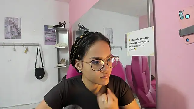 CAMILA--REY online show from February 14, 2026, 11:29 am