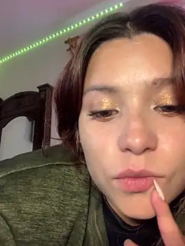 3littleschoolteens online show from October 18, 2025, 8:53 pm