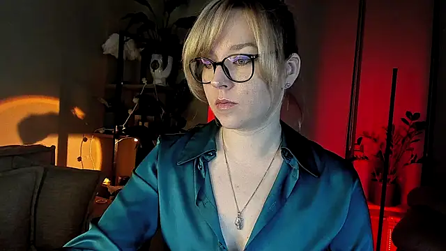 5 in one online show from December 11, 2024, 4:18 am