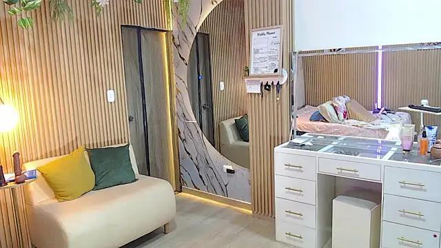 Snapshot of deepieredandwett chatting on February 12, 2026, 8:09 am deepieredandwett online show from February 12, 2026, 8:09 am