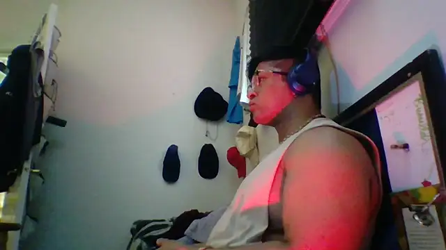 Snapshot of CleanGrey chatting on March 29, 2026, 9:37 pm CleanGrey online show from March 29, 2026, 9:37 pm