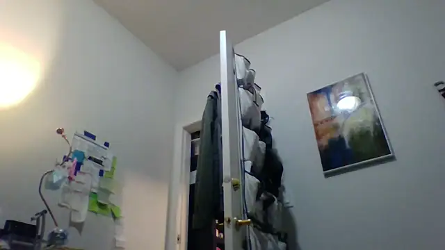 CleanGrey online show from May 12, 2026, 1:36 am