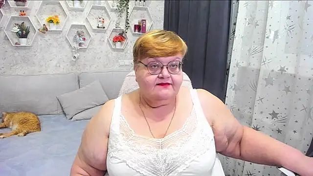  big love  online show from April 13, 2026, 8:03 pm