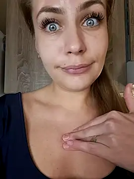 Keli Jessi online show from January 21, 2025, 5:09 pm