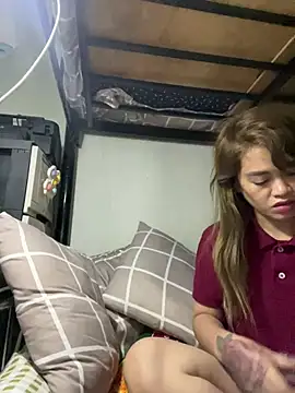 Snapshot of pinay4uwithagoodheart chatting on February 10, 2026, 1:59 pm pinay4uwithagoodheart online show from February 10, 2026, 1:59 pm