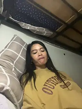 Snapshot of pinay4uwithagoodheart chatting on March 3, 2026, 4:07 am pinay4uwithagoodheart online show from March 3, 2026, 4:07 am