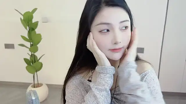 HaagenDazs  online show from March 5, 2025, 1:21 am