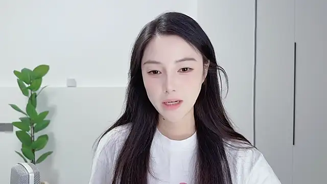 HaagenDazs  online show from September 18, 2025, 12:51 pm