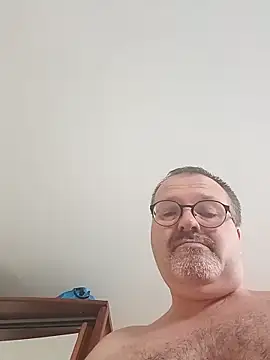 mike9473 online show from November 4, 2025, 8:57 am