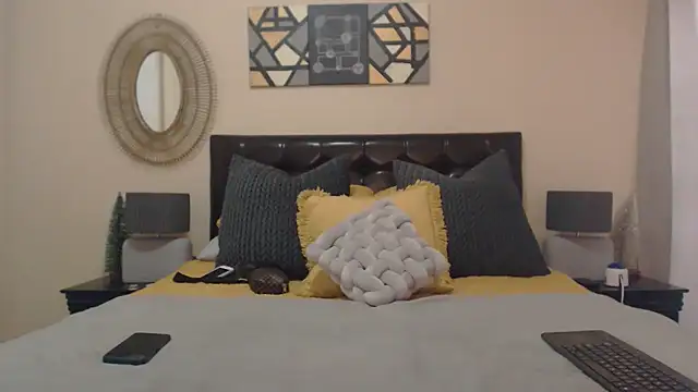 Creamyass22 online show from December 20, 2024, 3:42 pm