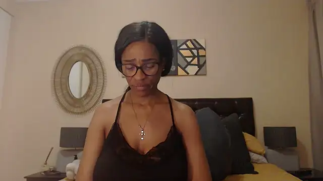 Creamyass22 online show from December 30, 2024, 7:32 pm