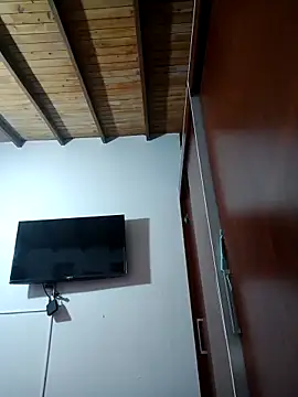 Snapshot of LunaZambrano chatting on February 14, 2026, 1:41 pm LunaZambrano online show from February 14, 2026, 1:41 pm