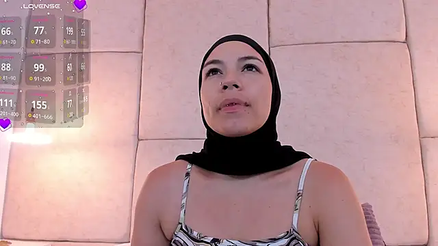 Snapshot of aisha_vs chatting on February 3, 2025, 11:53 am aisha vs online show from February 3, 2025, 11:53 am