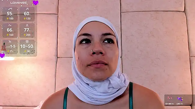 Snapshot of aisha_vs chatting on February 28, 2025, 11:58 am aisha vs online show from February 28, 2025, 11:58 am