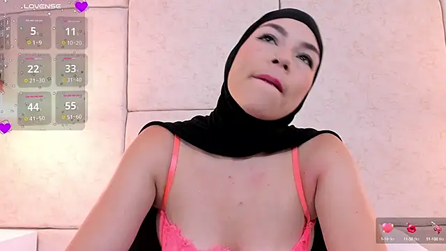 Snapshot of aisha_vs chatting on March 20, 2025, 3:47 pm aisha vs online show from March 20, 2025, 3:47 pm