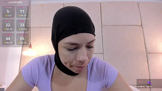 Snapshot of aisha_vs chatting on September 23, 2025, 12:41 pm aisha vs online show from September 23, 2025, 12:41 pm