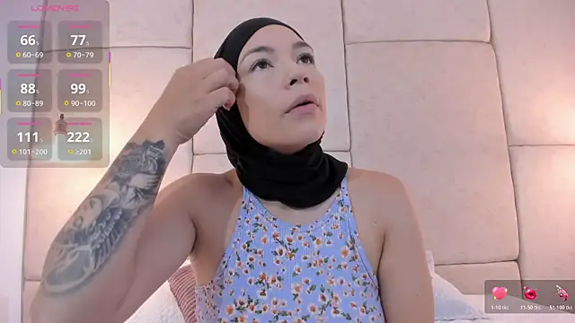 Snapshot of aisha_vs chatting on November 13, 2025, 12:15 pm aisha vs online show from November 13, 2025, 12:15 pm