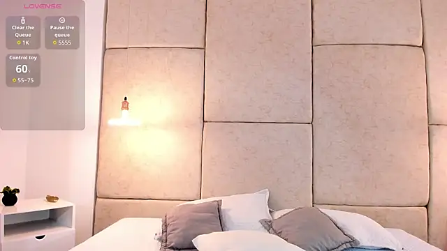 Snapshot of aisha_vs chatting on February 24, 2026, 12:25 pm aisha vs online show from February 24, 2026, 12:25 pm