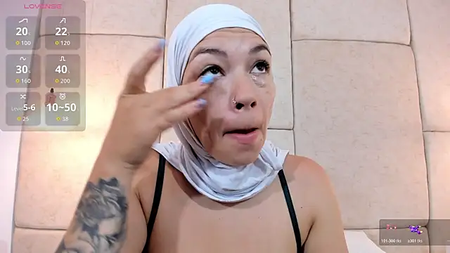 Snapshot of aisha_vs chatting on February 27, 2026, 12:05 pm aisha vs online show from February 27, 2026, 12:05 pm