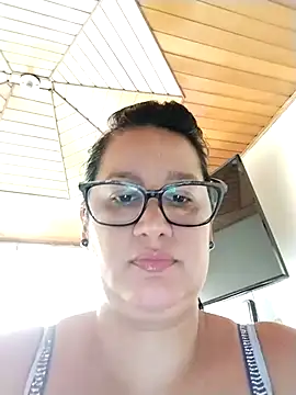 keilymadam online show from April 16, 2026, 12:50 pm