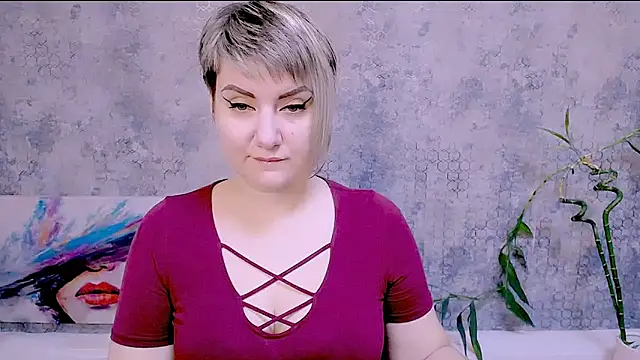 Djullia online show from November 1, 2025, 6:15 am