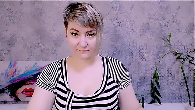 Djullia online show from November 16, 2025, 6:08 am