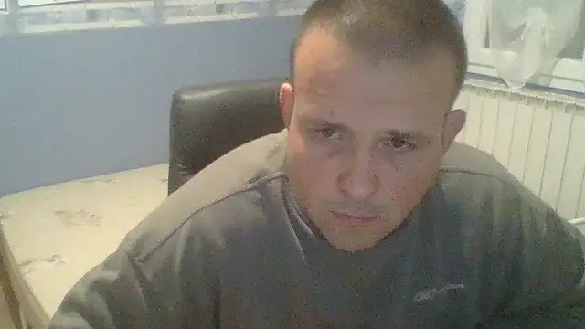 Snapshot of manubm03 chatting on October 24, 2025, 6:26 pm manubm03 online show from October 24, 2025, 6:26 pm