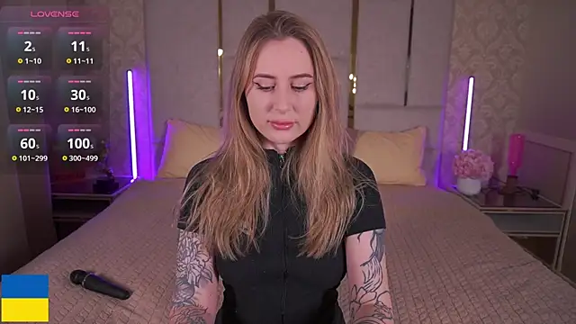 Snapshot of ArolinaNight chatting on March 22, 2025, 9:53 pm ArolinaNight online show from March 22, 2025, 9:53 pm