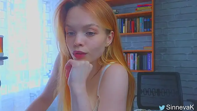 sinteas online show from March 11, 2025, 9:45 am