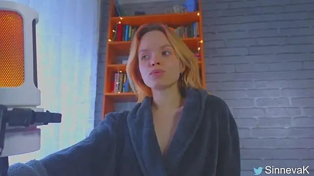 sinteas online show from March 15, 2025, 9:52 am