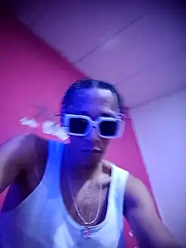 WizConnors1 online show from September 13, 2025, 11:37 pm