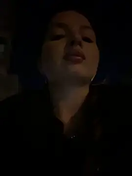 KrisMagnoly online show from April 11, 2026, 6:34 pm