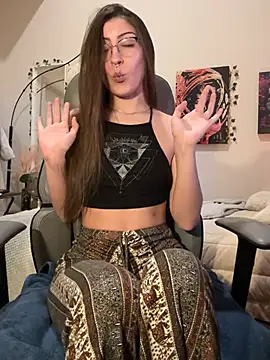 Snapshot of jade_369 chatting on March 6, 2025, 4:52 am jade 369 online show from March 6, 2025, 4:52 am