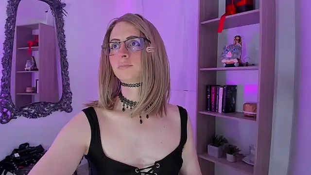 Snapshot of KimberlyJohnsoon chatting on November 29, 2025, 3:37 pm KimberlyJohnsoon online show from November 29, 2025, 3:37 pm