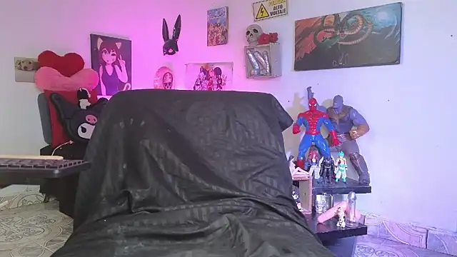 chirlleyy online show from February 11, 2025, 8:42 pm