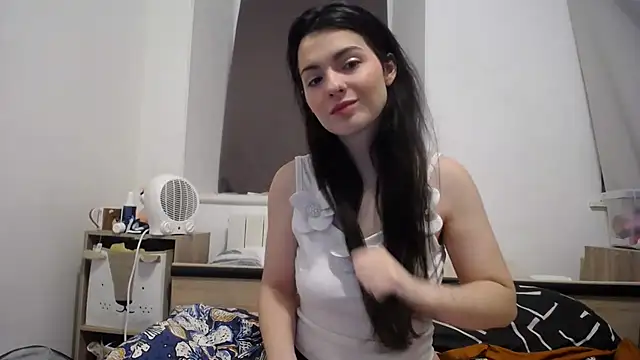 desirmiss1 online show from February 16, 2025, 7:26 am