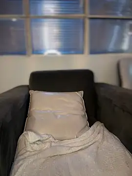 Tayra Siny online show from February 26, 2025, 4:14 am