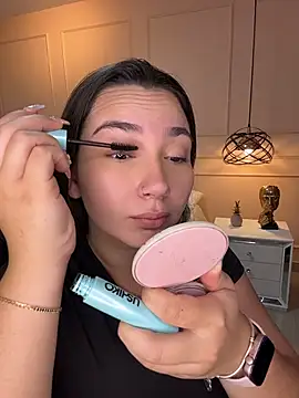 ava blue online show from April 12, 2026, 11:37 am