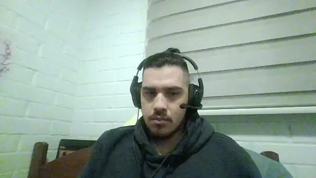 hung weeb online show from October 25, 2025, 12:40 am