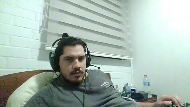 hung weeb online show from April 3, 2026, 3:37 am