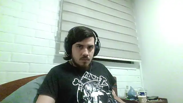 Snapshot of hung_weeb chatting on June 13, 2026, 2:42 am hung weeb online show from June 13, 2026, 2:42 am